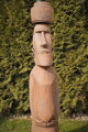 Moai s náušnicemi