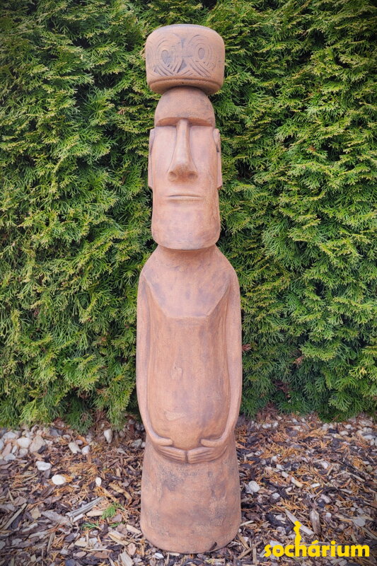 Moai s kloboukem IV